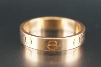 カルティエ　ウェディングリング
パヴェダイヤカスタム