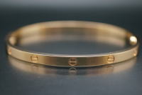 カルティエ　ラブブレスSM
パヴェダイヤカスタム